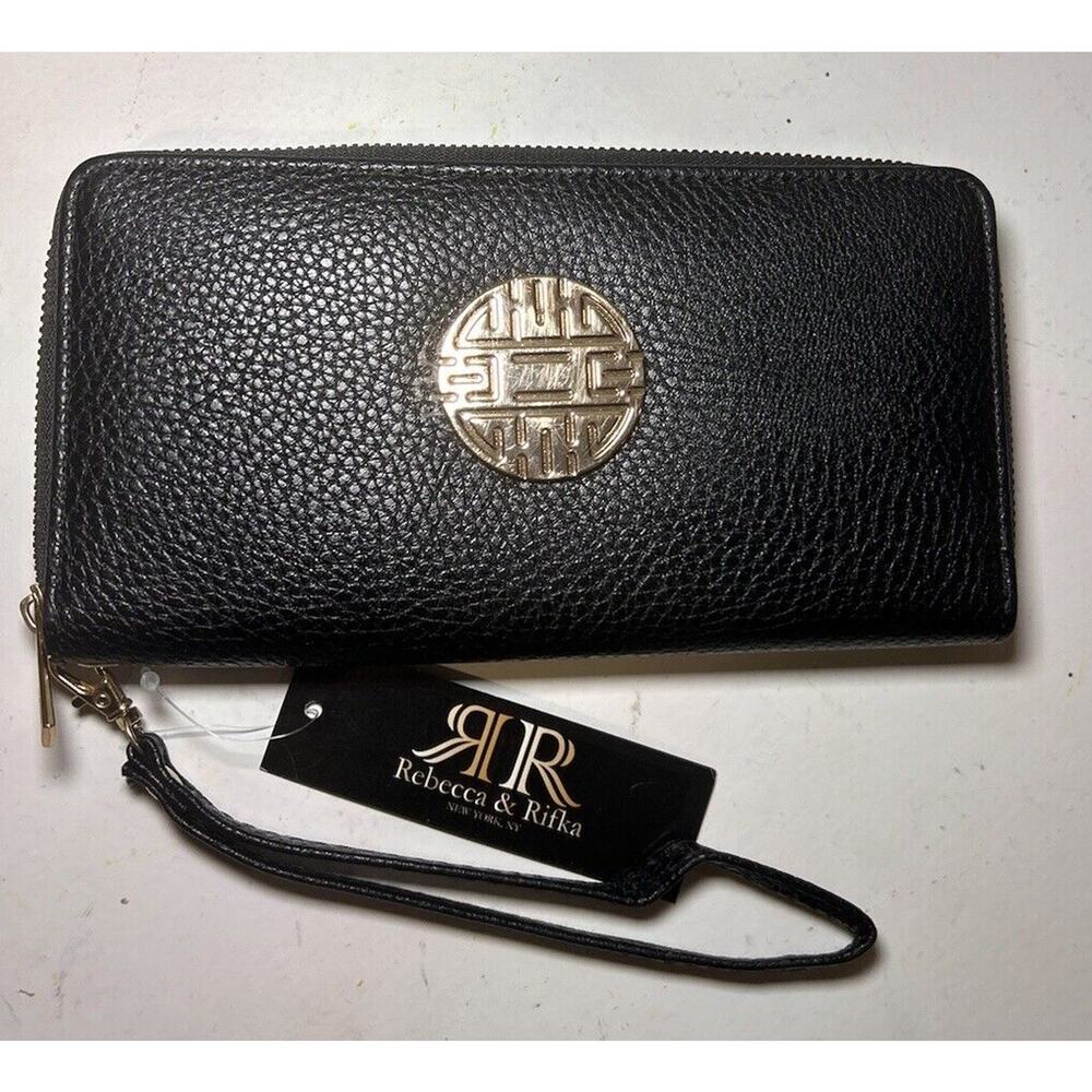 REBECCA & RIFKA Women’s Wallet/Wristlet Black/Gold emblem Zip‎ around NWT